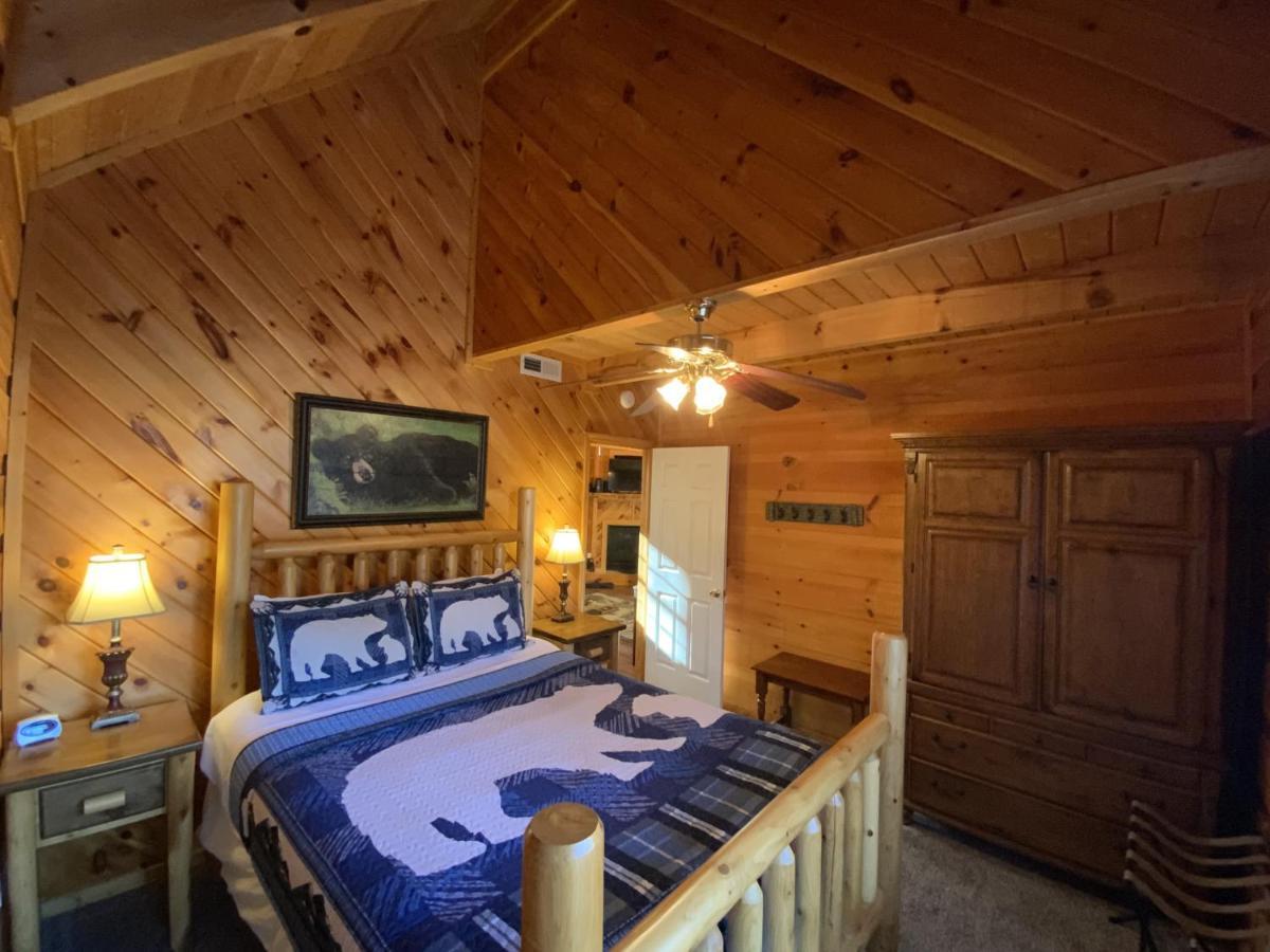 Misty Mountain Cabin Gatlinburg Exterior photo